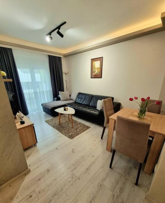 Apartman Rojal Vranje Apartment Bagian luar foto